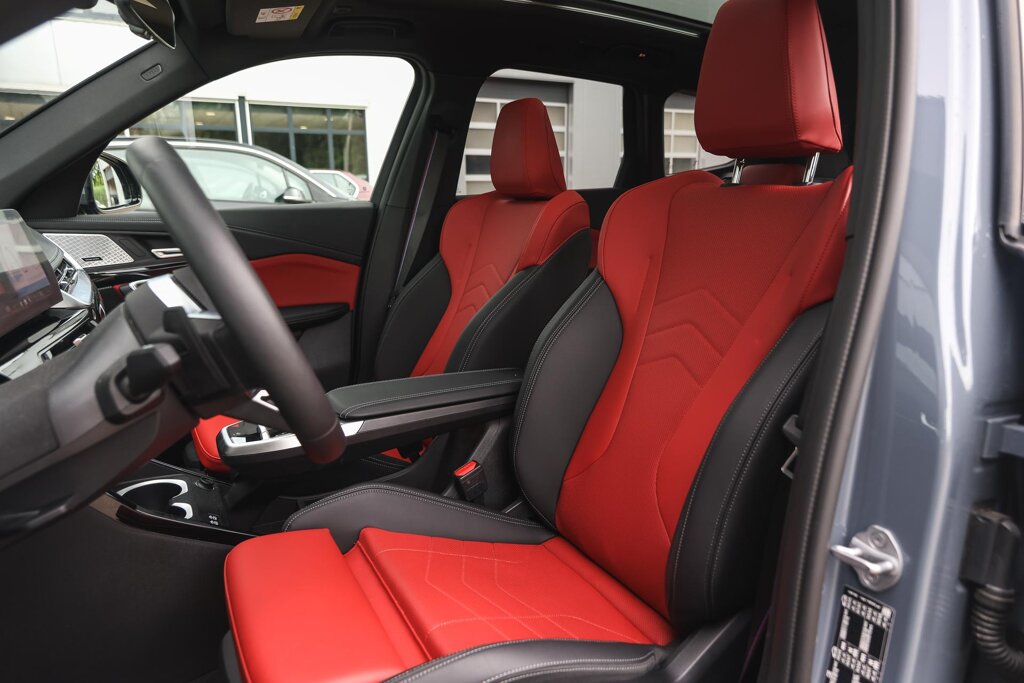 BMW X1 13