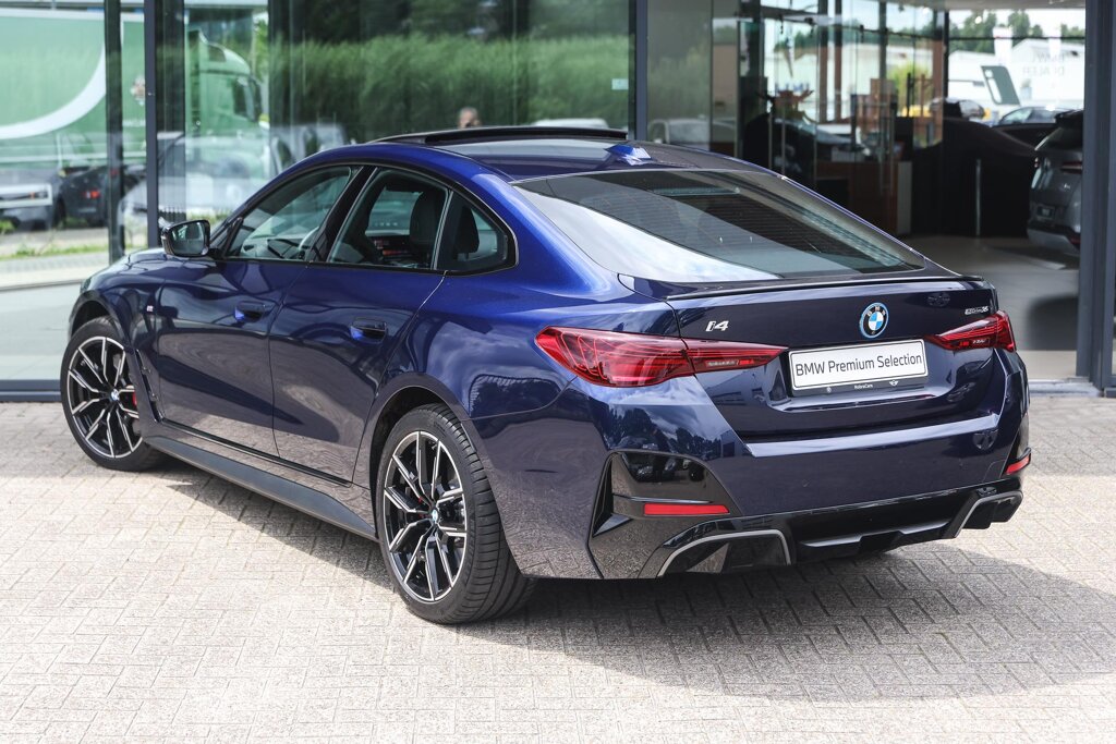 BMW i4 2