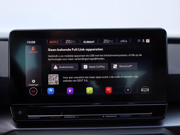 Apple Carplay/Android Auto Apple Carplay/Android Auto