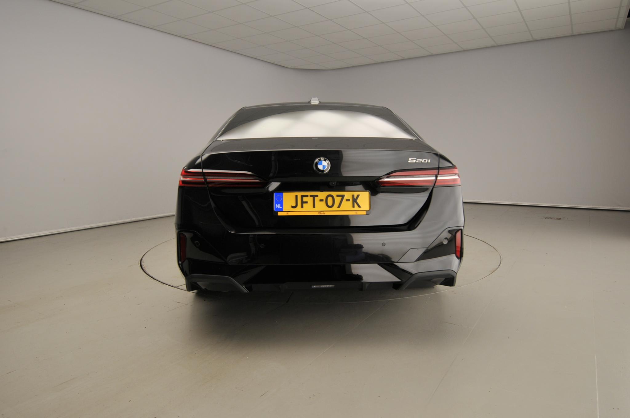 BMW 5 Serie Sedan 520i - Afbeelding 3