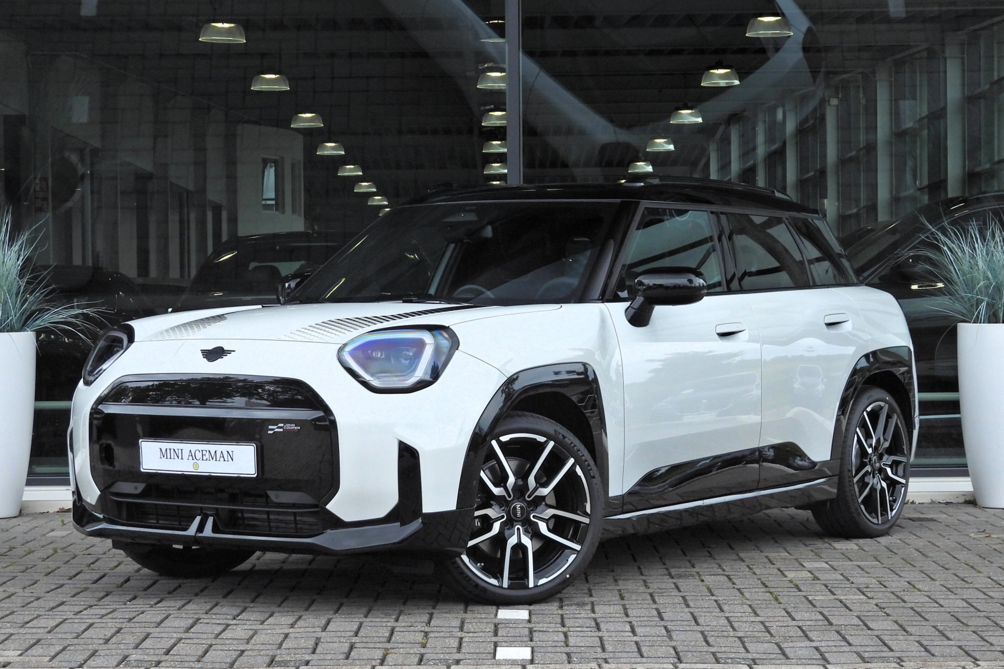 MINI Aceman SE
