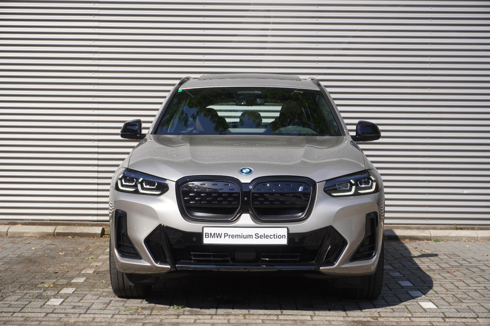 BMW iX3  - Afbeelding 3