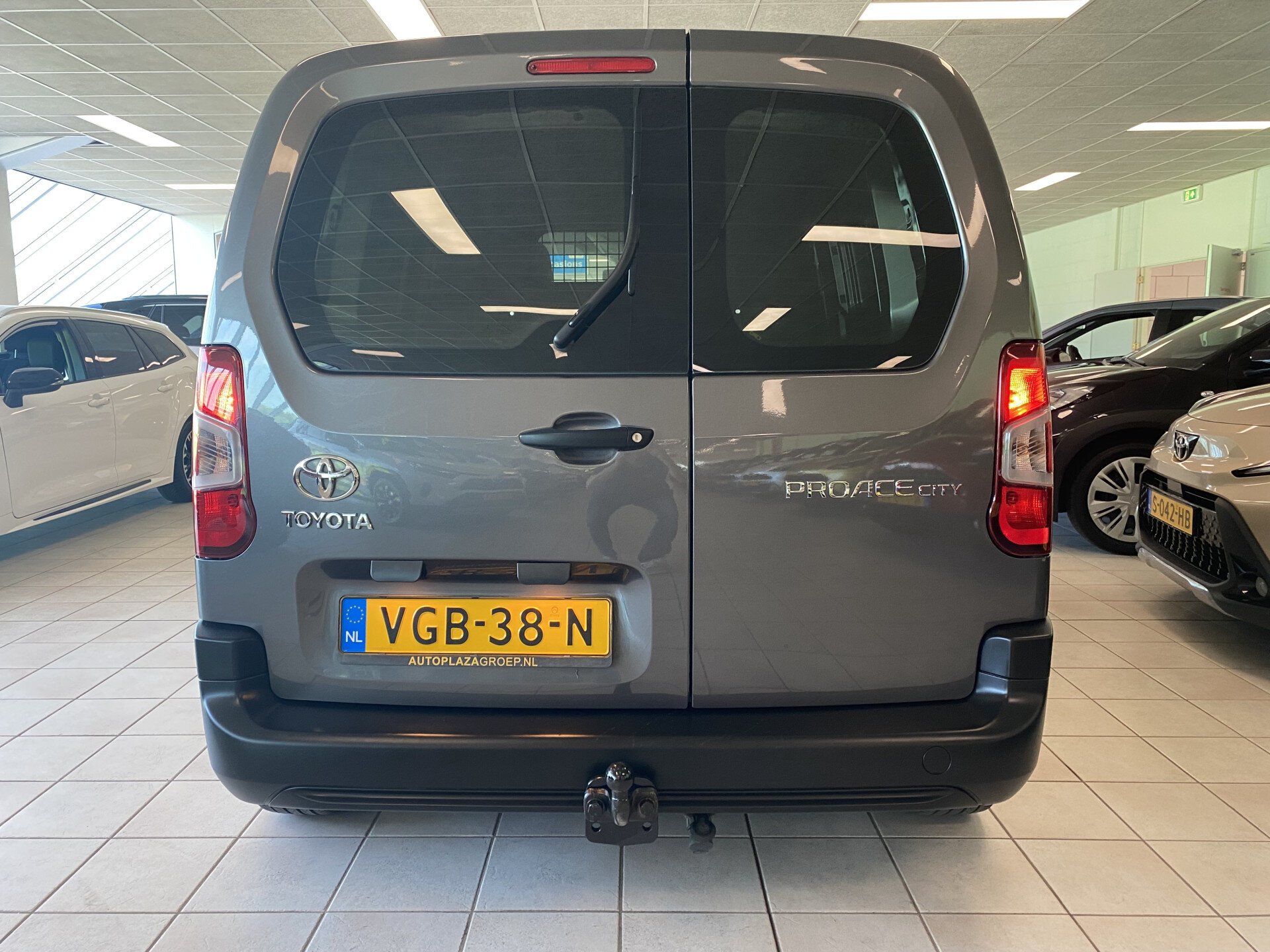Toyota ProAce CITY 1.5 D-4D Cool Comfort - Afbeelding 4
