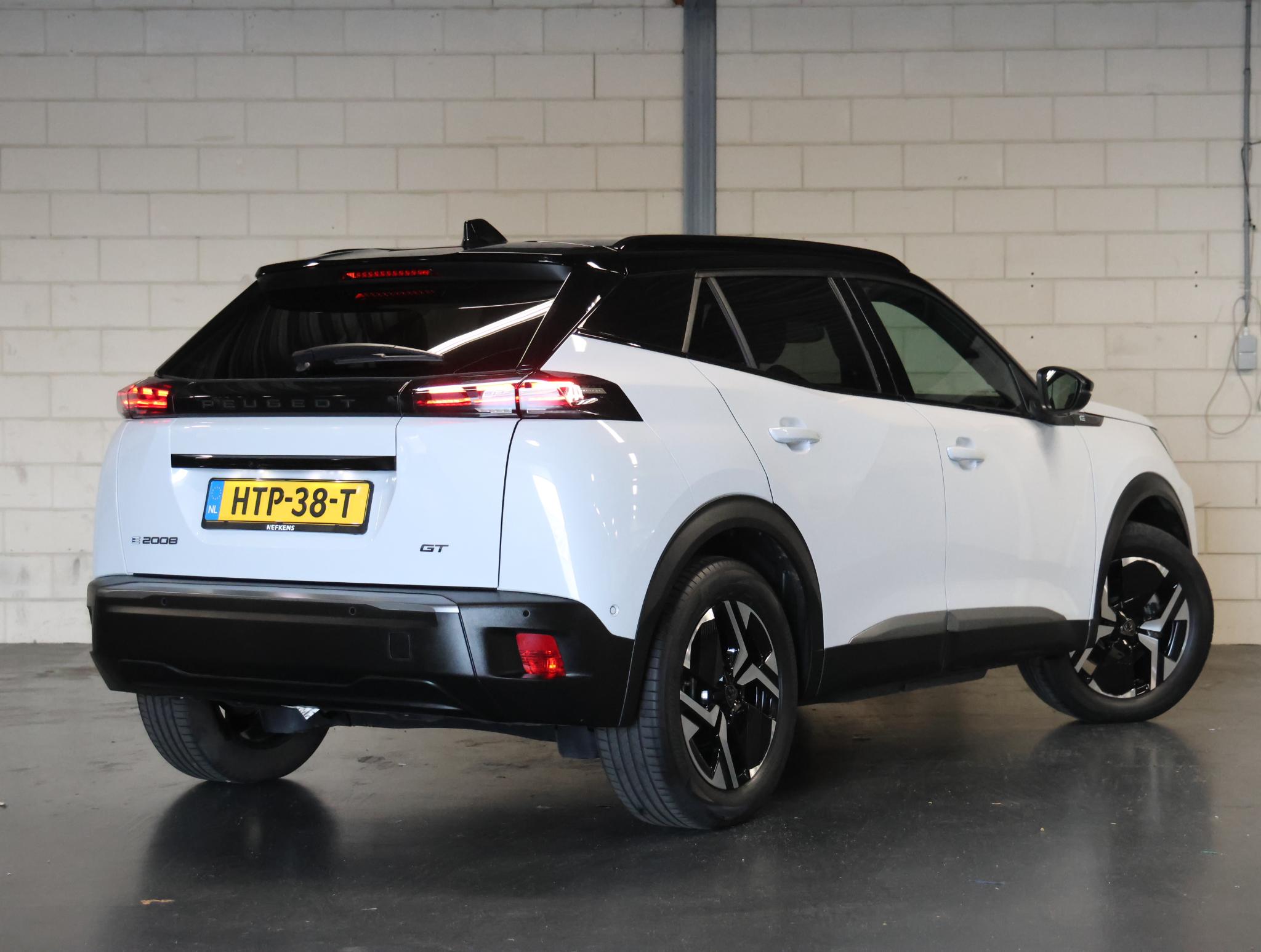Peugeot e-2008 EV GT Avantage 54 kWh 156PK - Afbeelding 3