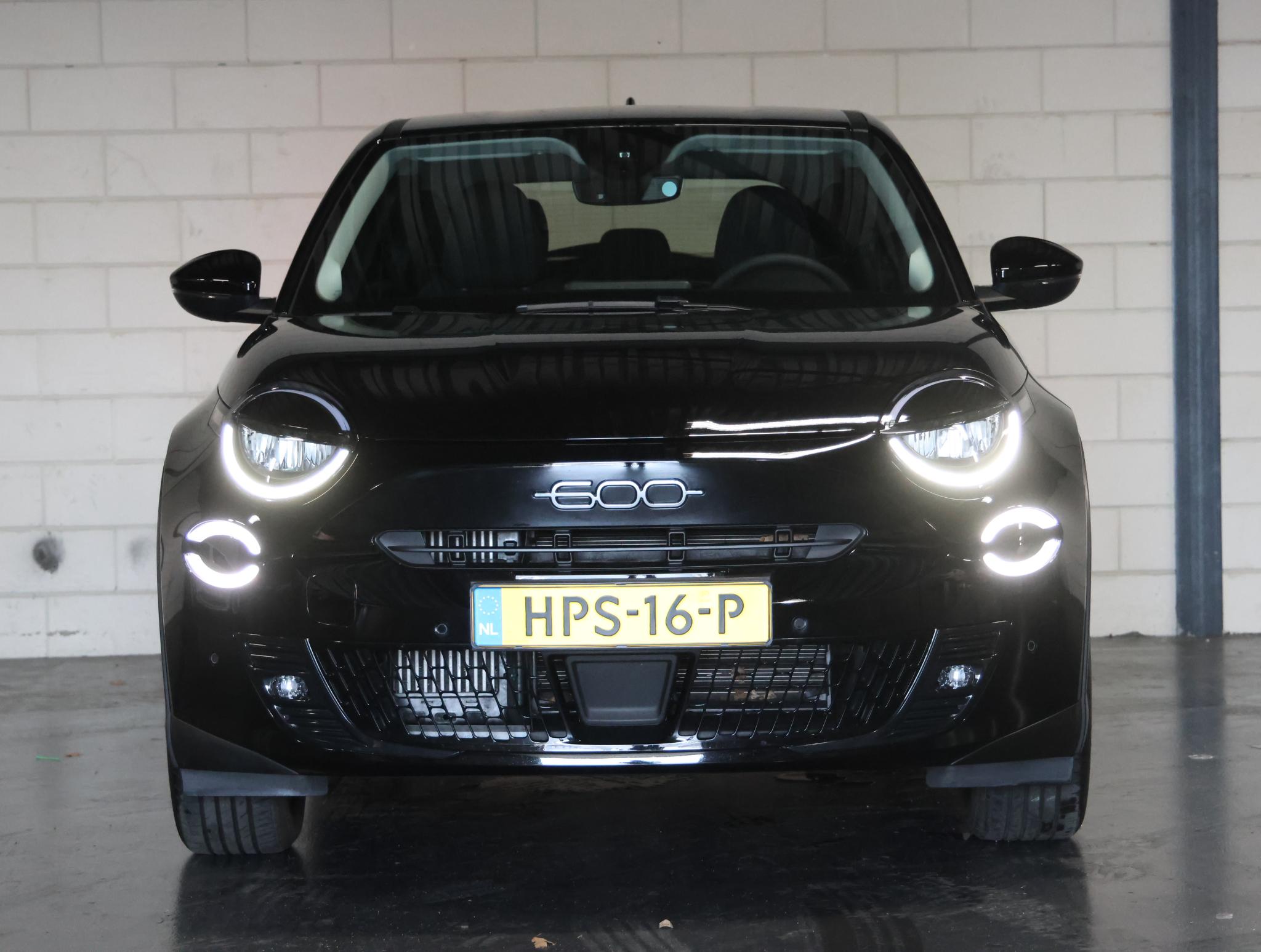 Fiat 600 1.2 Hybrid Urban - Afbeelding 4