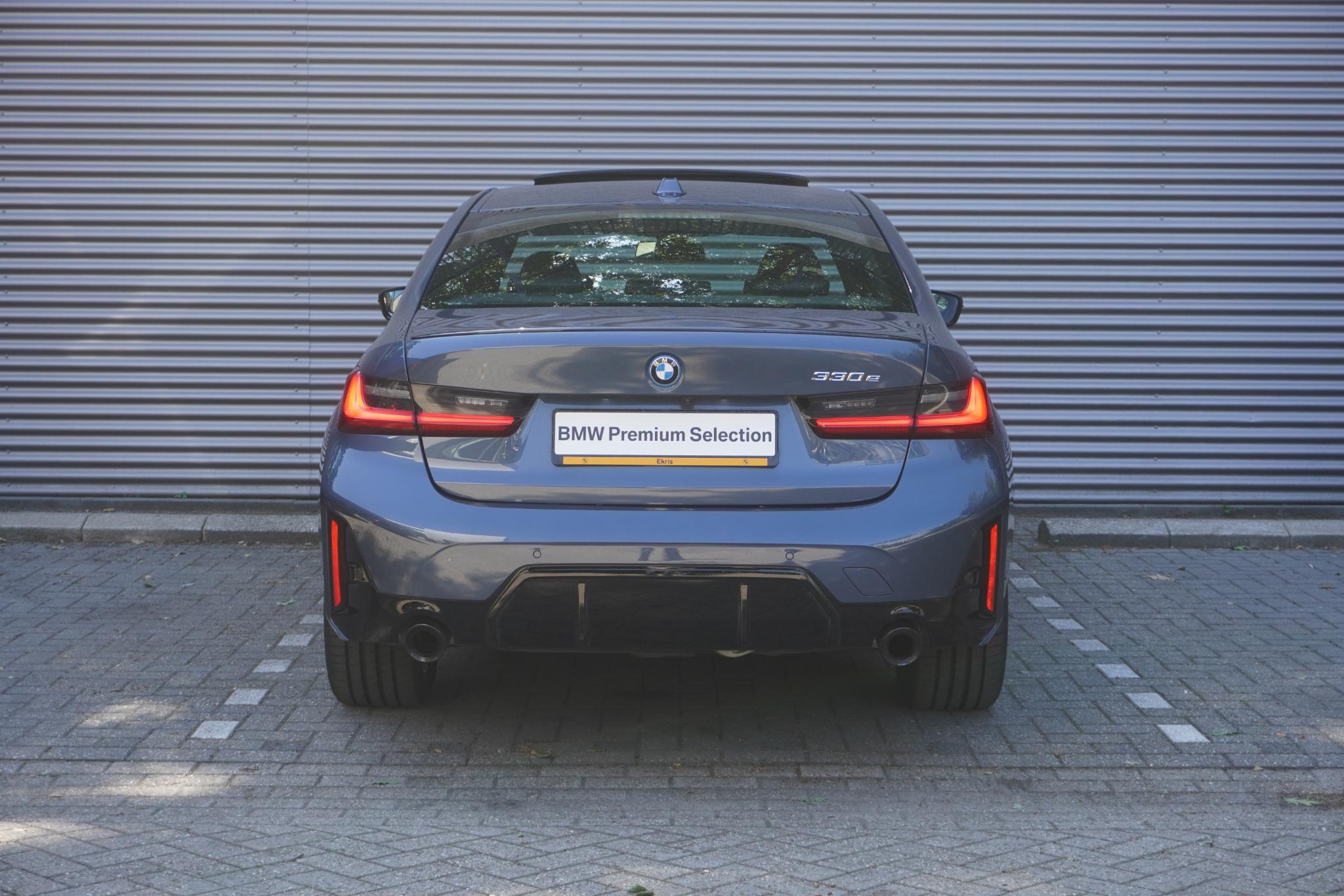 BMW 3 Serie Sedan 330e - Afbeelding 4