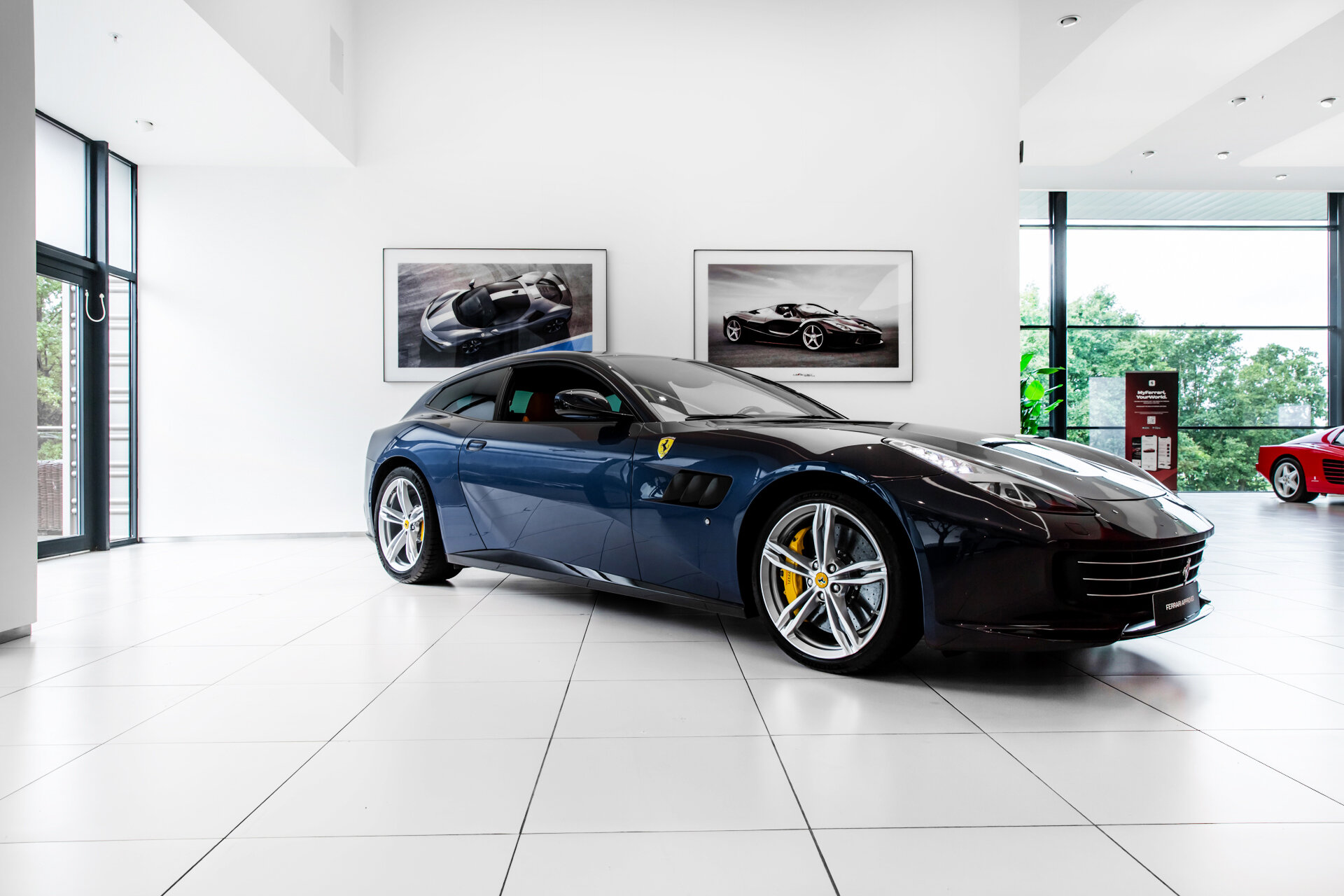Ferrari GTC4Lusso V12 ~Ferrari Munsterhuis~