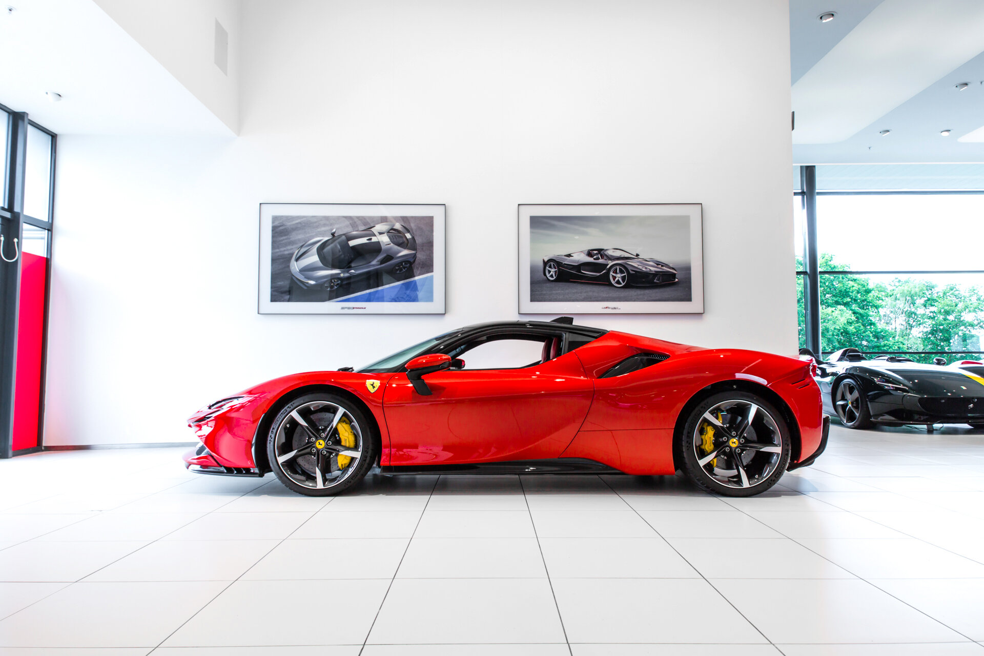 Ferrari SF90 Stradale ~Ferrari Munsterhuis~ - Afbeelding 2
