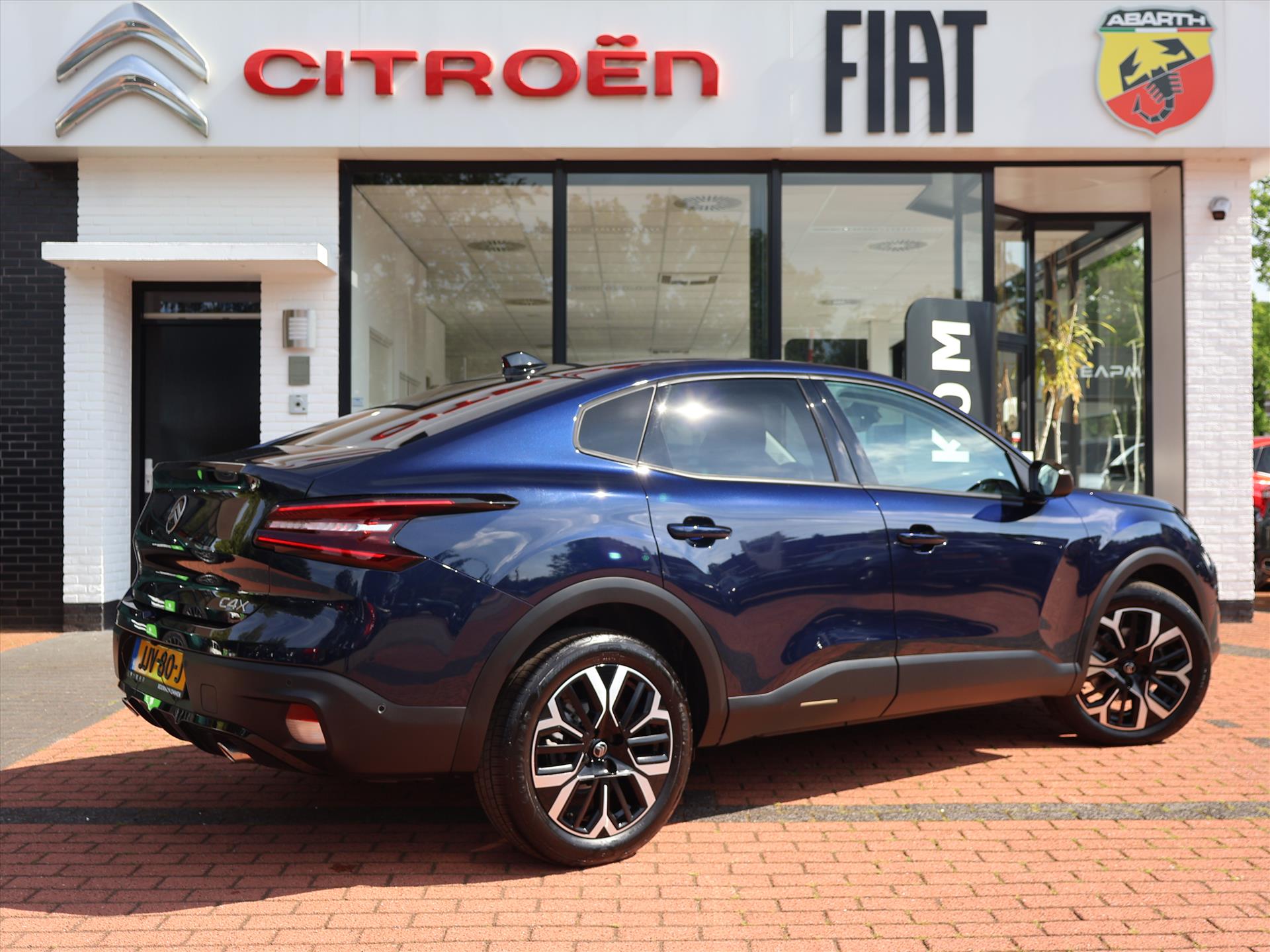 Citroën C4 X Hybrid 145PK e-DCS6 Automaat Max, Rijklaarprijs | Navigatie | 360 Camera | DAB+ | 18 inch Lichtmetalen wielen - Afbeelding 5