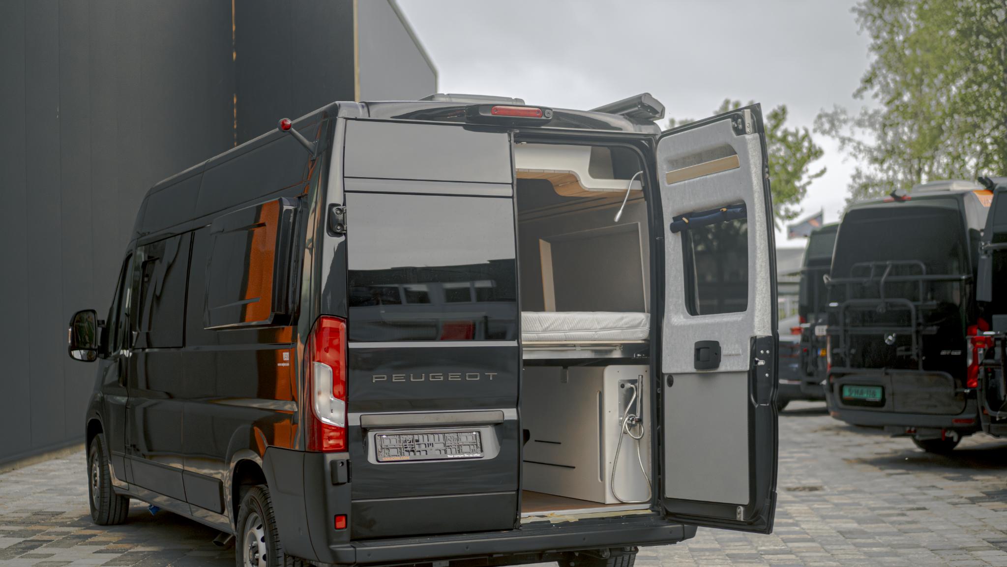 Peugeot Boxer 2.2 BlueHDi 140 S&S L3H2 3.3t - Afbeelding 2