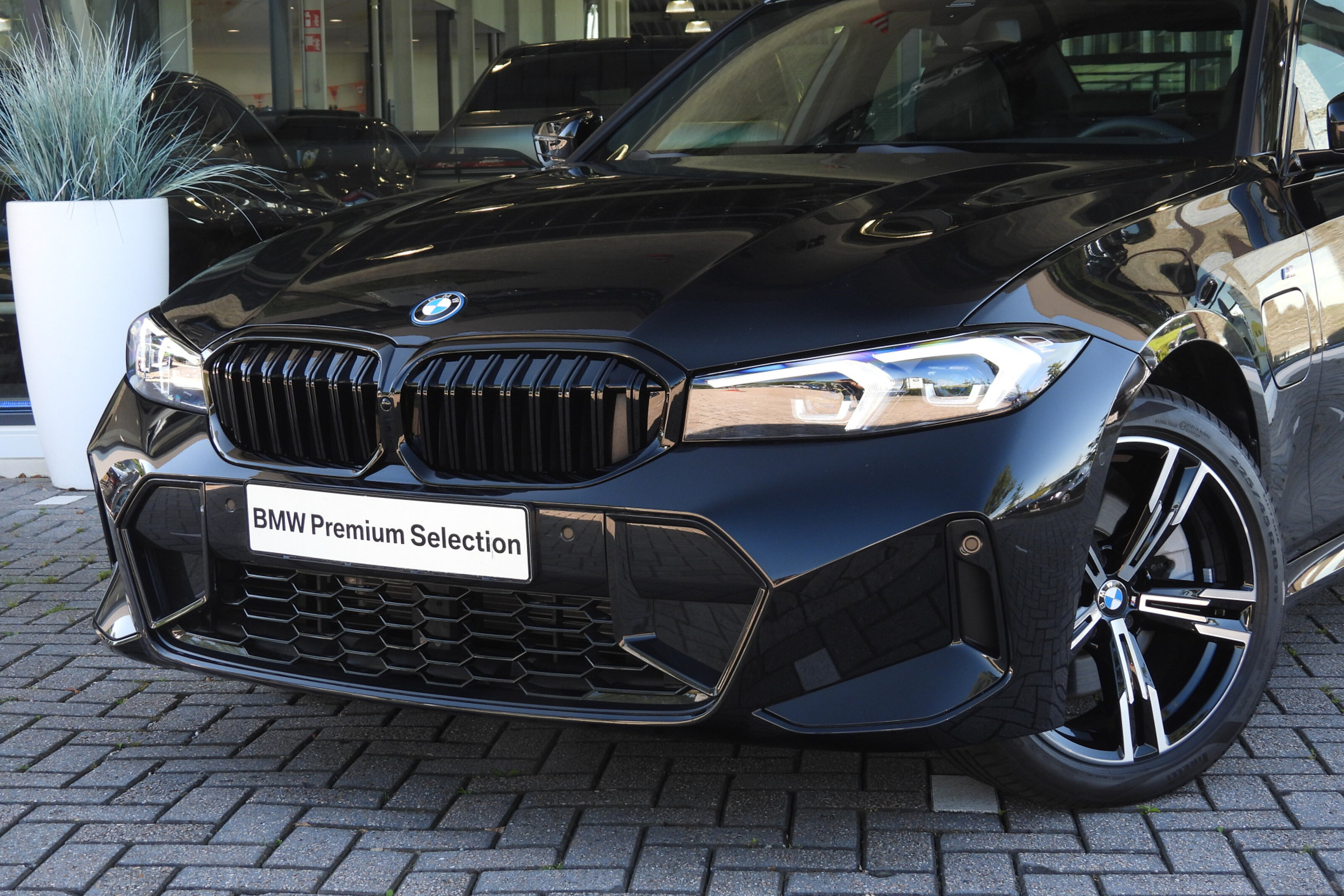 BMW 3 Serie 330e M Sport Automaat