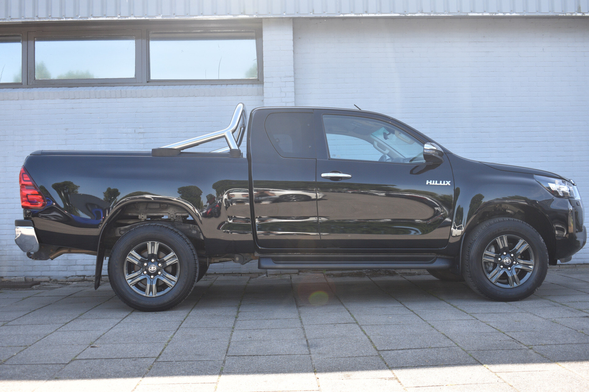 Toyota Hilux 2.4 D-4D Xtra Cab Professional Automaat 150pk - Afbeelding 3