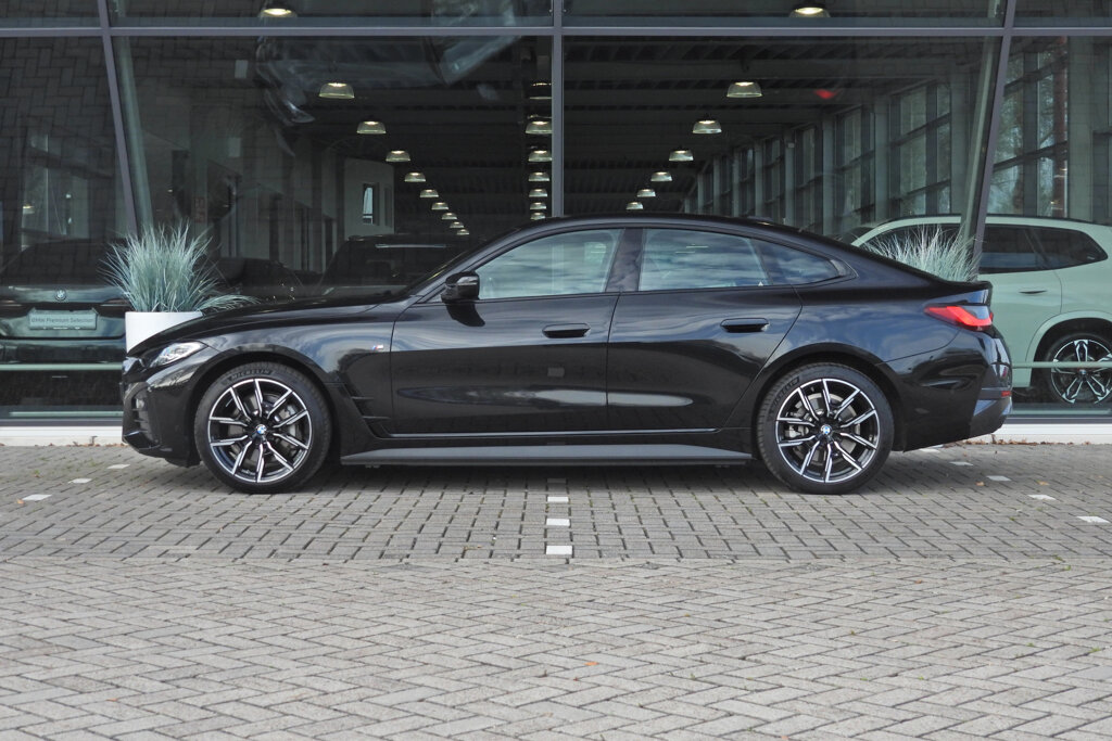 BMW i4 6