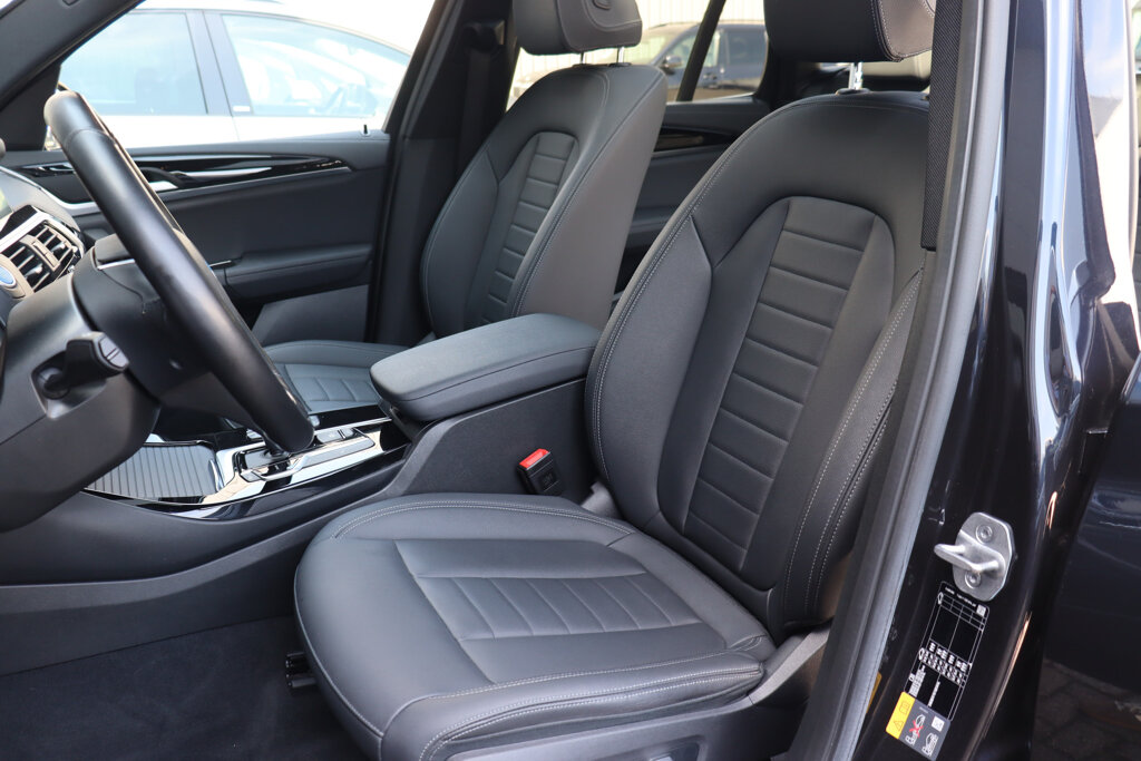 BMW iX3 3