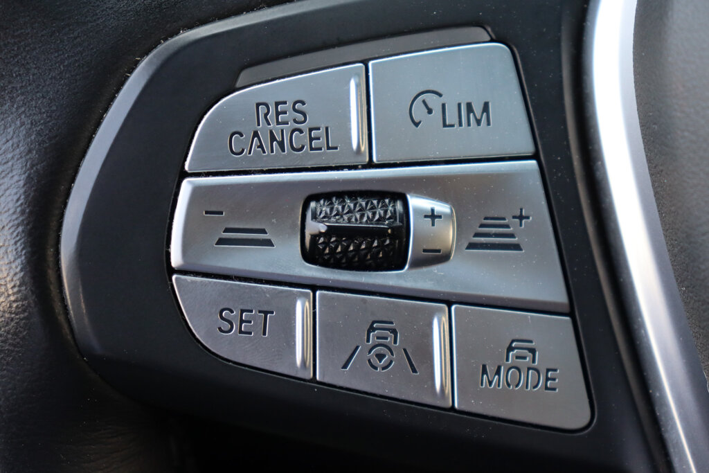 BMW iX3 17
