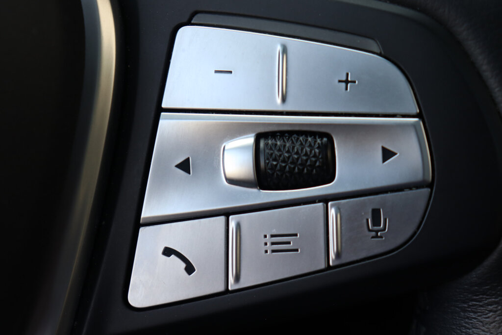 BMW iX3 19