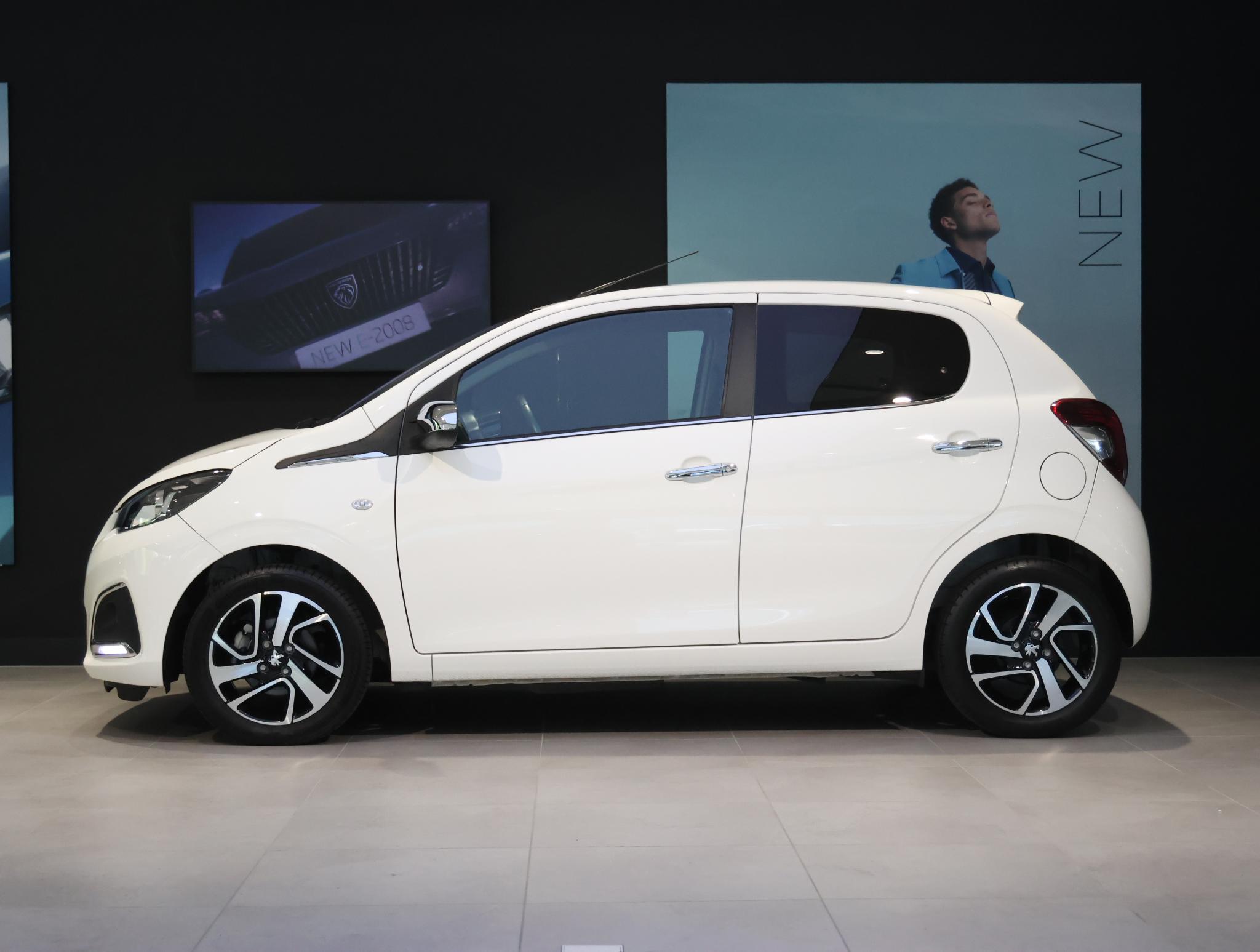 Peugeot 108 Allure 72 pk - Afbeelding 2