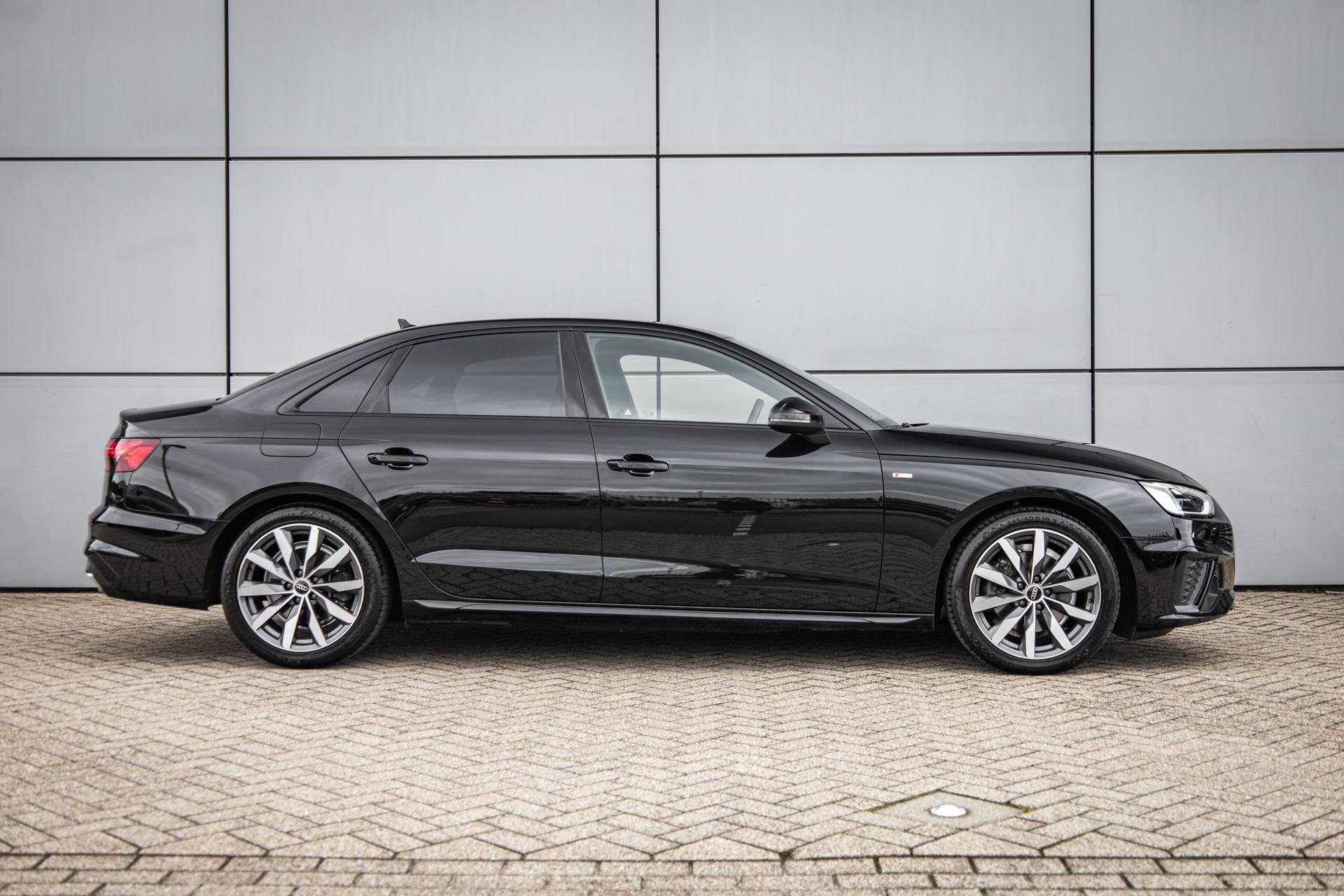 Audi A4 Limousine 35 TFSI 150pk S-tronic S edition Competition - Afbeelding 3