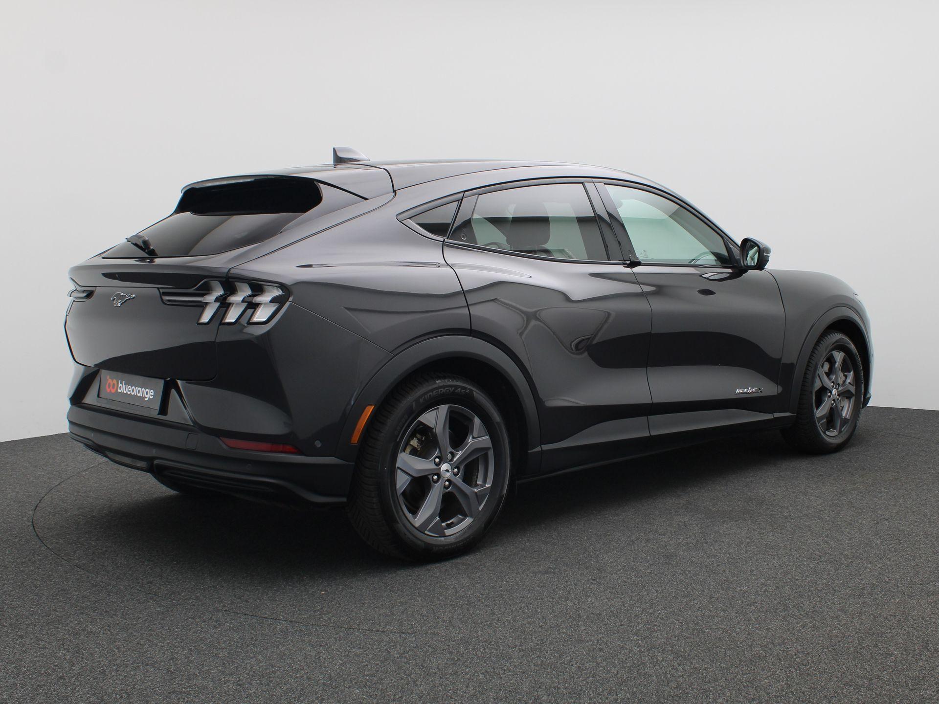 Ford Mustang Mach-E Extended Premium RWD 98 kWh 294PK Aut. - Afbeelding 4