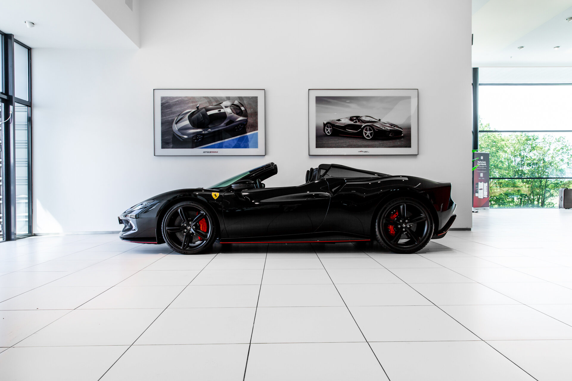 Ferrari 296 GTS ~Ferrari Munsterhuis~ - Afbeelding 2