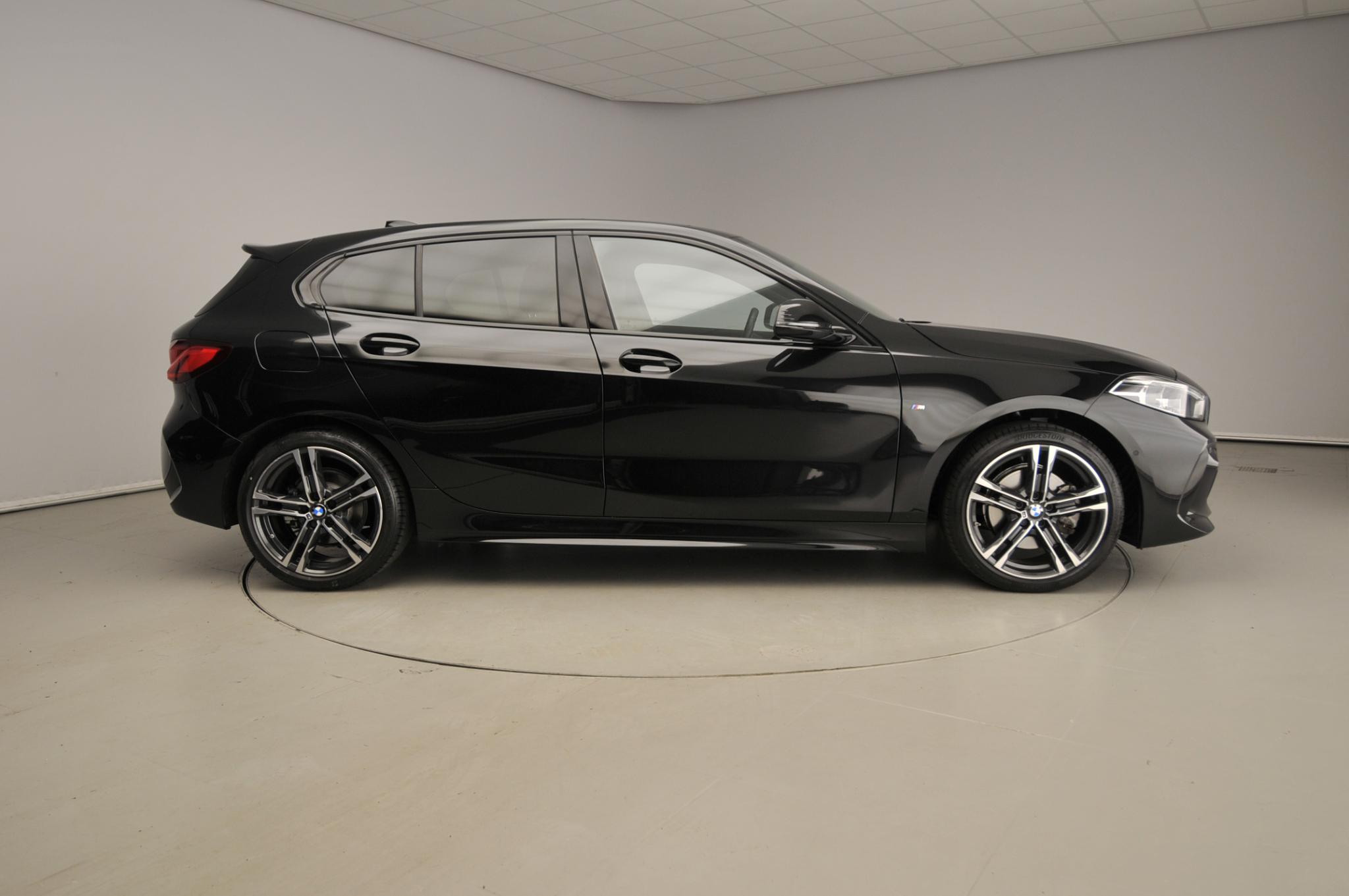 BMW 1 Serie 5-deurs 118i - Afbeelding 4