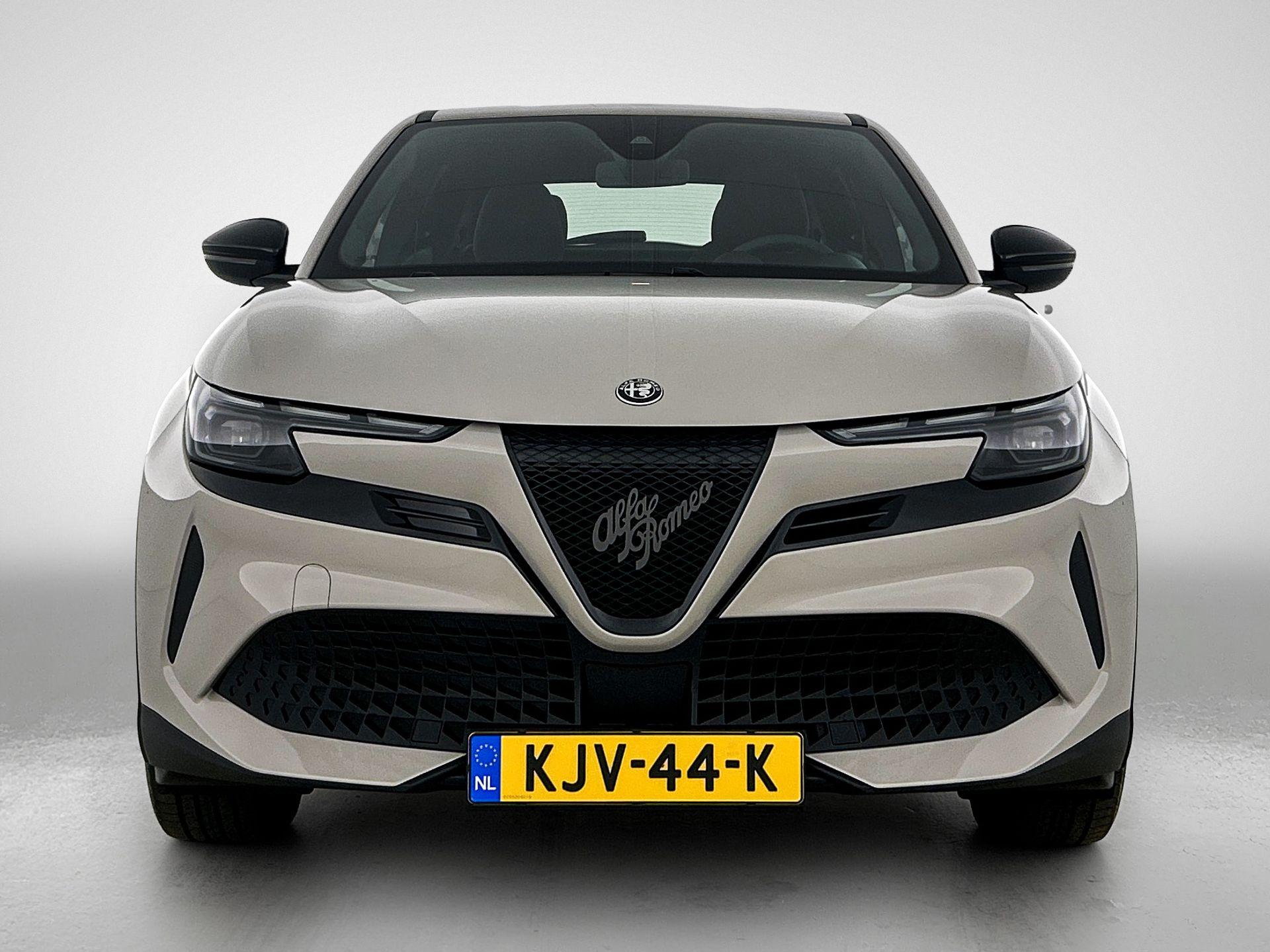 Alfa Romeo Junior Elettrica 156pk 54 kWh Automaat - Afbeelding 4