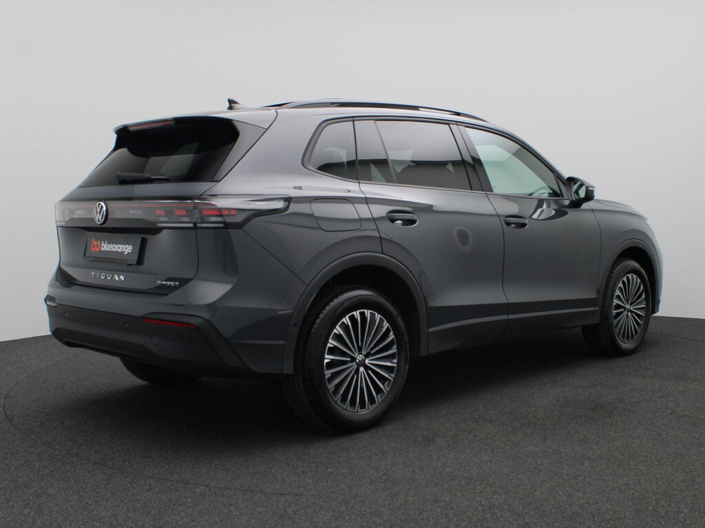 Volkswagen Tiguan 1.5 eHybrid Life Edition 204PK DSG Panoramadak, Trekhaak, 360gr. - Afbeelding 4