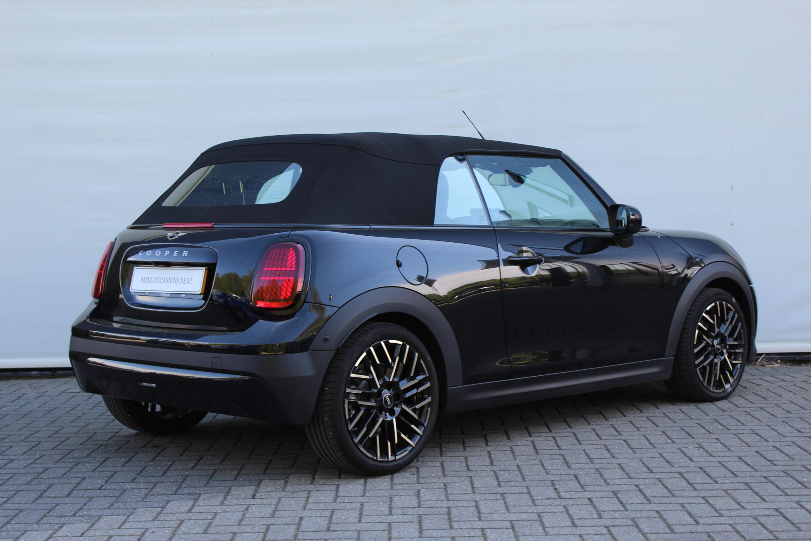 MINI Cooper Cabrio 7