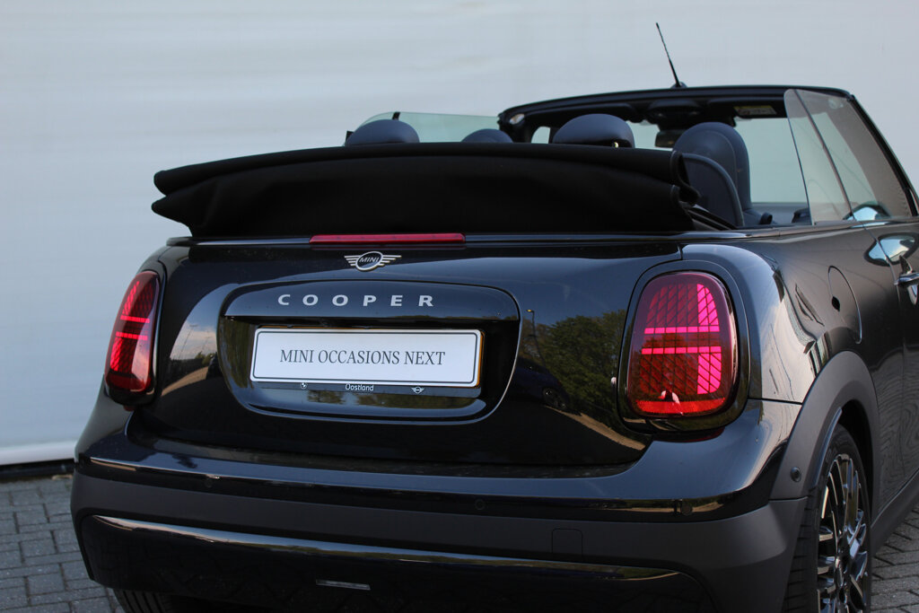 MINI Cooper Cabrio 19