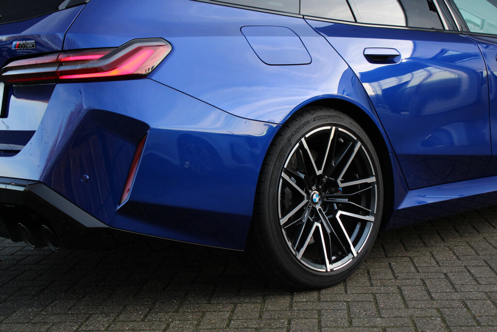 BMW M5 18