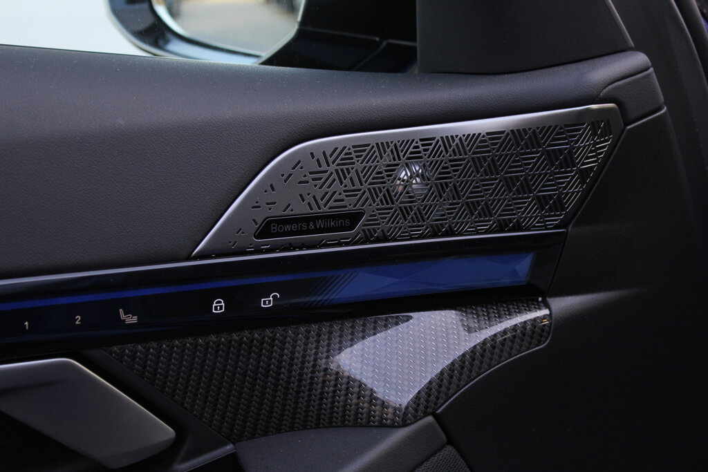 BMW M5 22