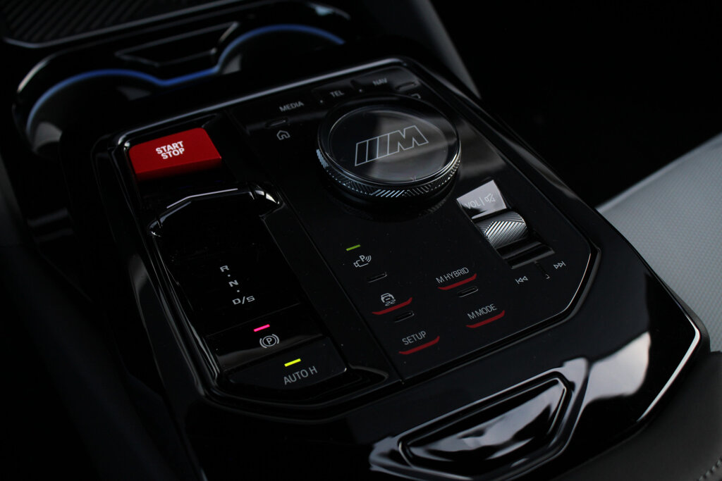 BMW M5 24