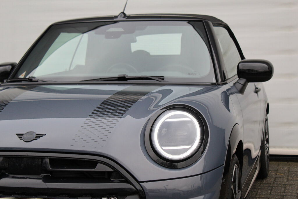 MINI Cooper Cabrio 17