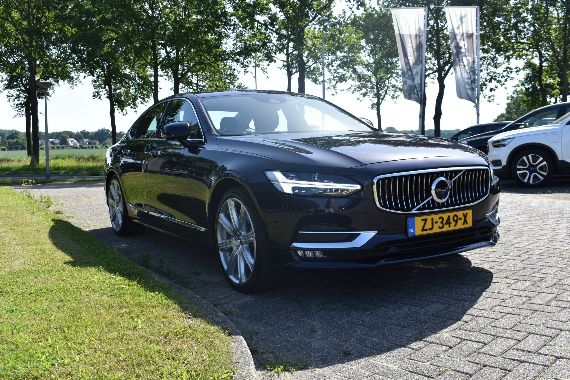 Volvo S90 T4 190PK Business Luxury + - Afbeelding 2