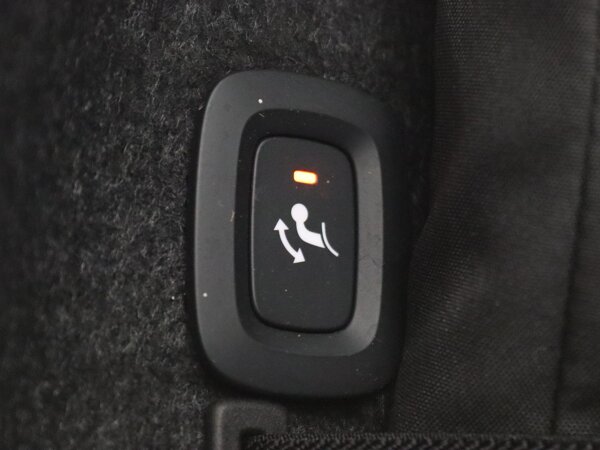Semi Electrically Retractable Towbar