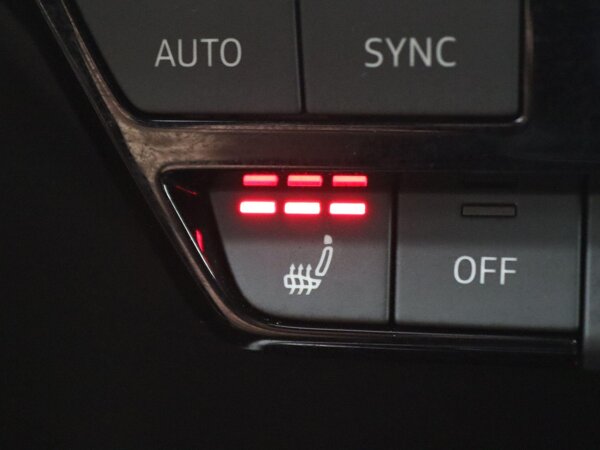 Stoelverwarming voorin Stoelverwarming voorin