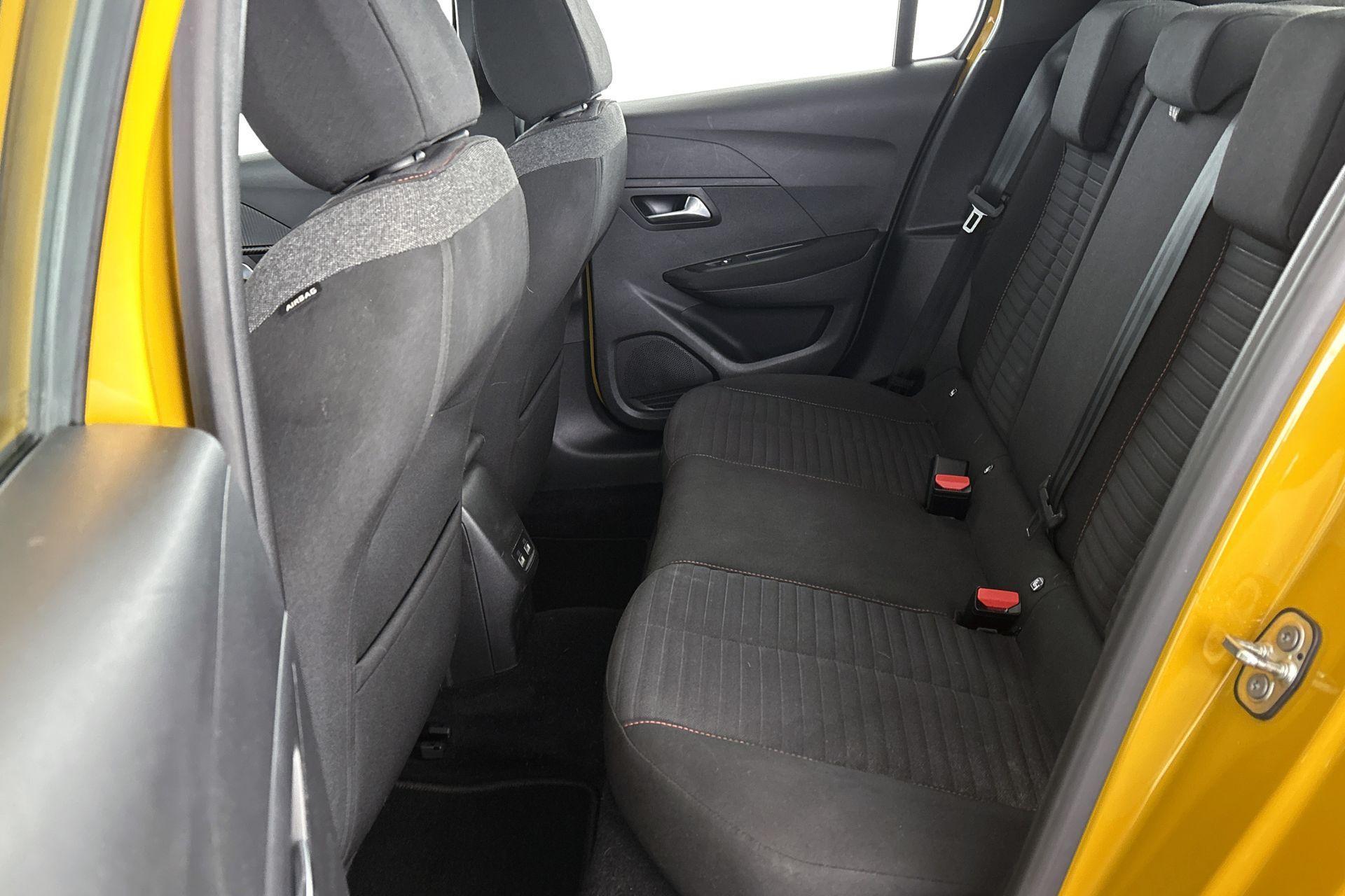 Peugeot e-208