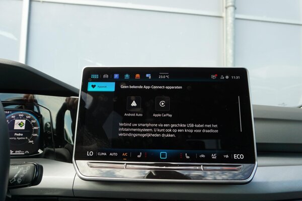 Apple Carplay/Android Auto