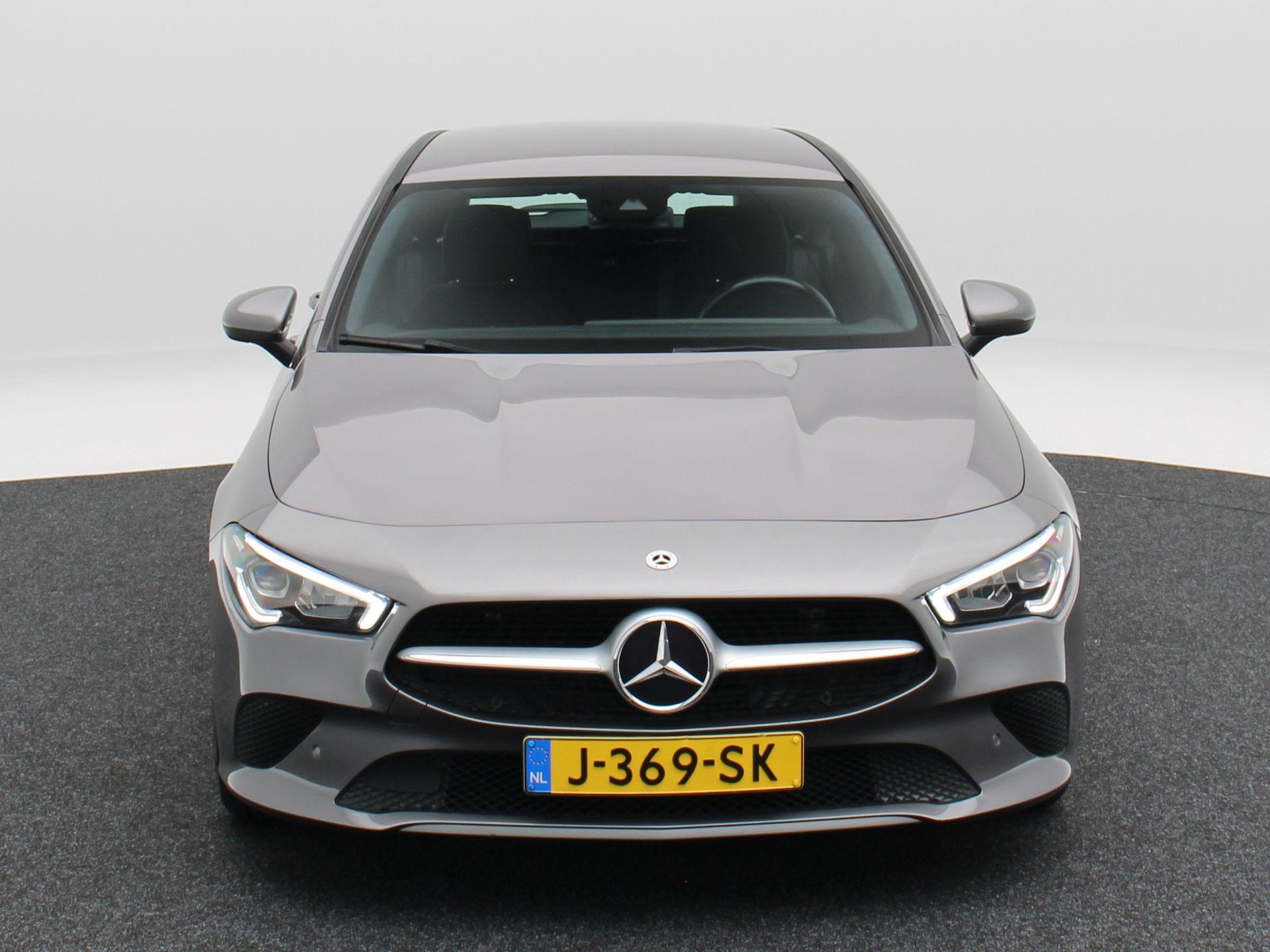 Mercedes-Benz CLA-klasse Shooting Brake 180 Business Solution 136 Pk Automaat - Afbeelding 4
