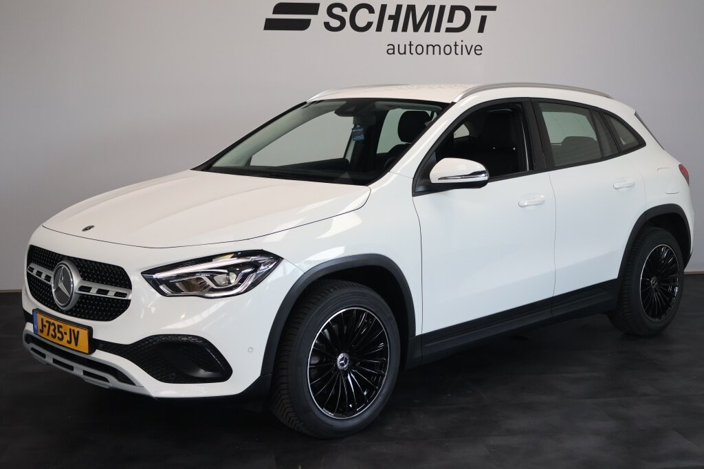 Mercedes-Benz GLA 200 Business Solution Automaat | Carplay | Navigatie | Camera