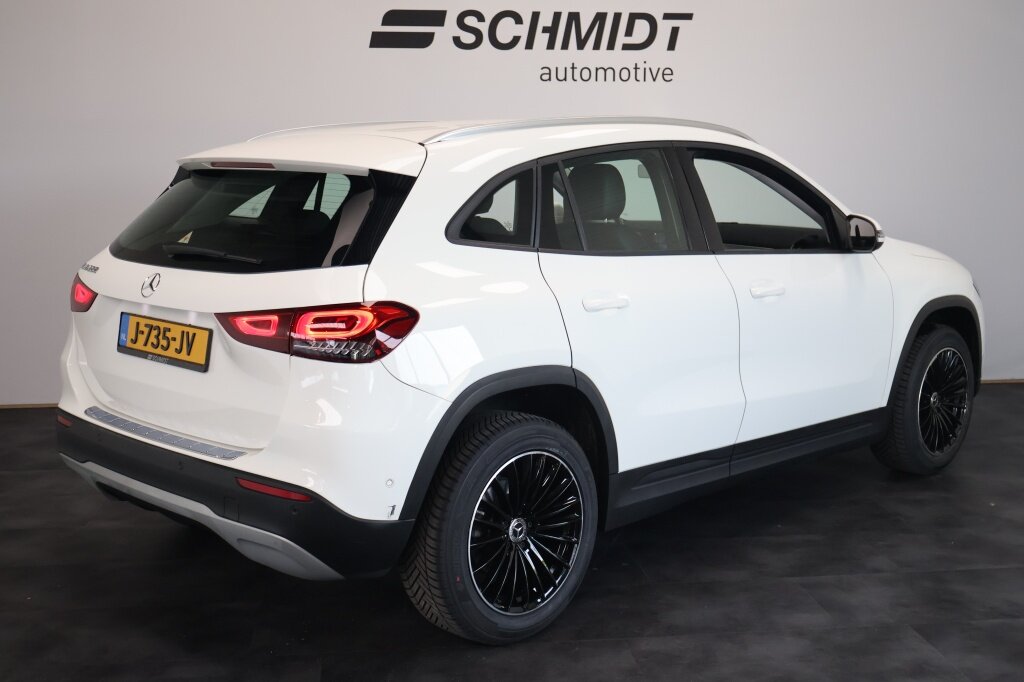 Mercedes-Benz GLA 200 Business Solution Automaat | Navigatie | Camera | AMG 18" - Afbeelding 3