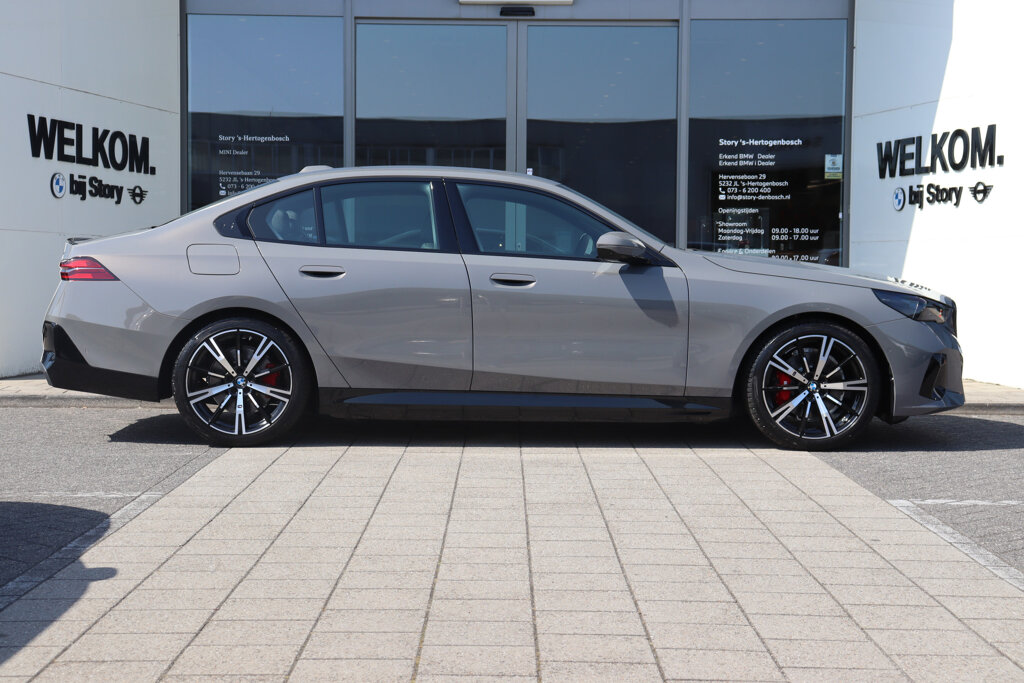 BMW 5 Serie 8