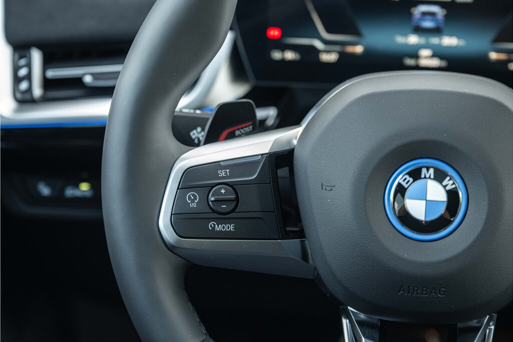 BMW iX2 30