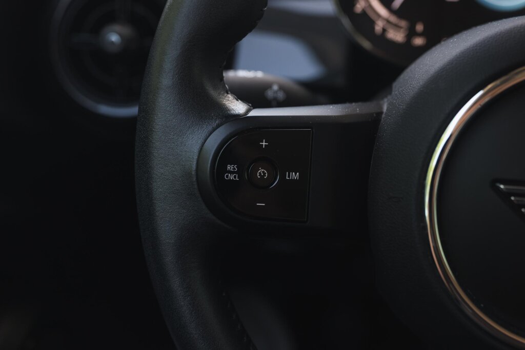 MINI One 11
