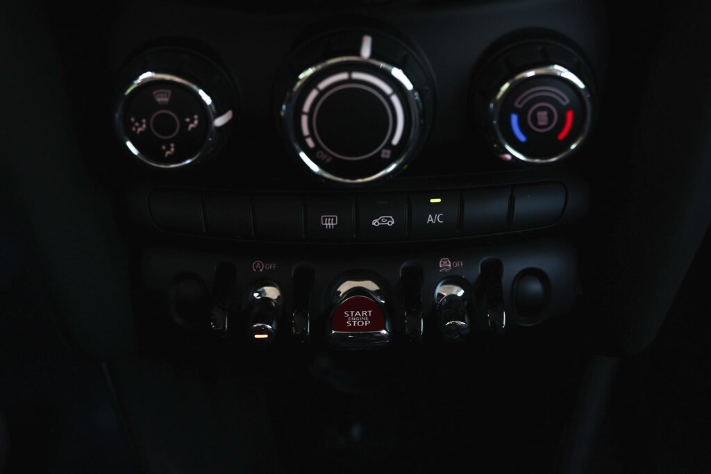 MINI One 13
