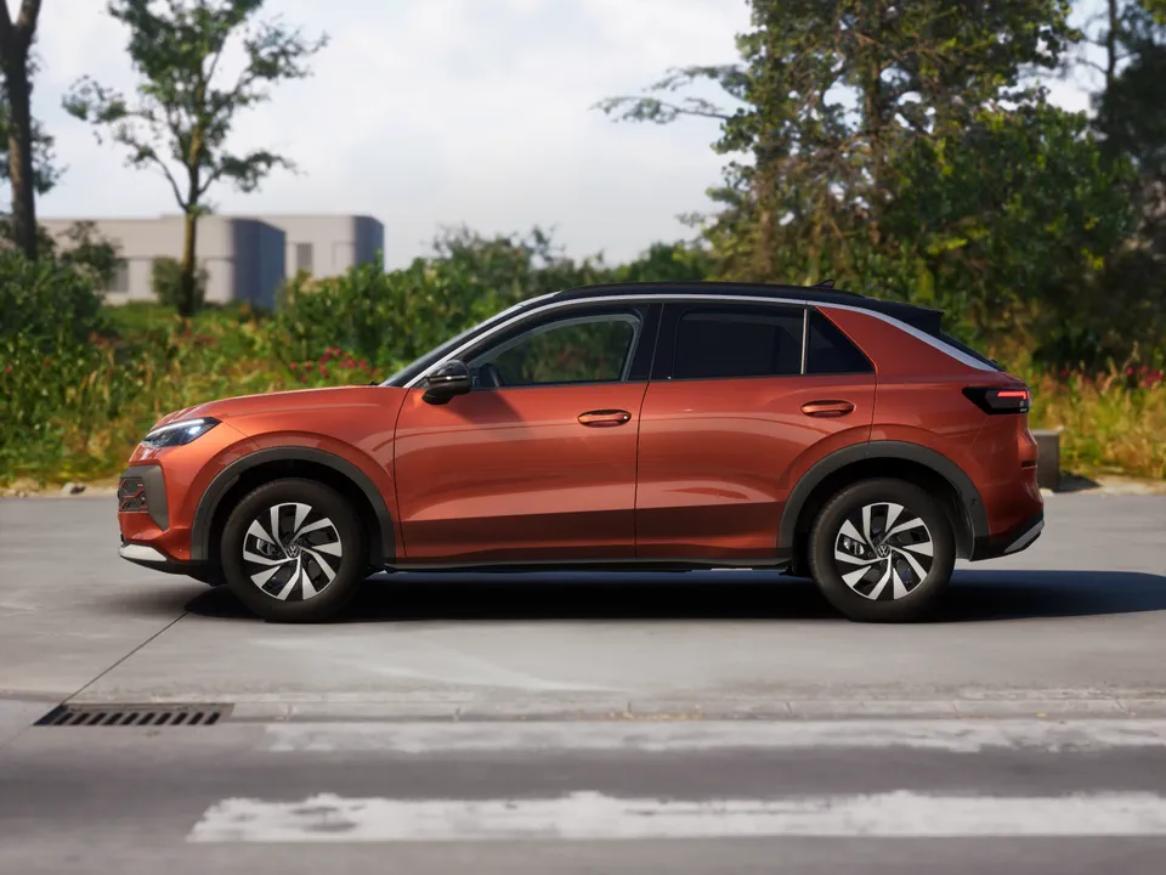 Volkswagen T-Roc Limited Edition 1.5 eTSI 110 kW / 150 PK SUV 7 ver - Afbeelding 2
