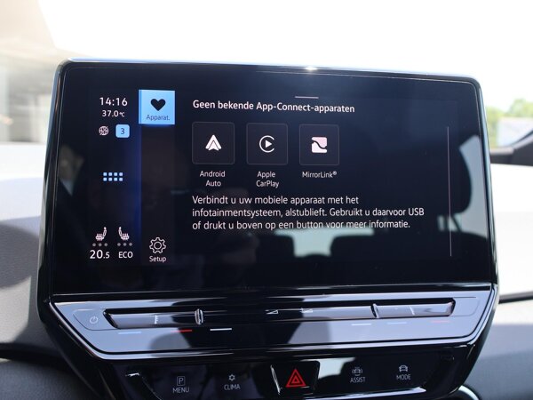 Apple Carplay/Android Auto Apple Carplay/Android Auto