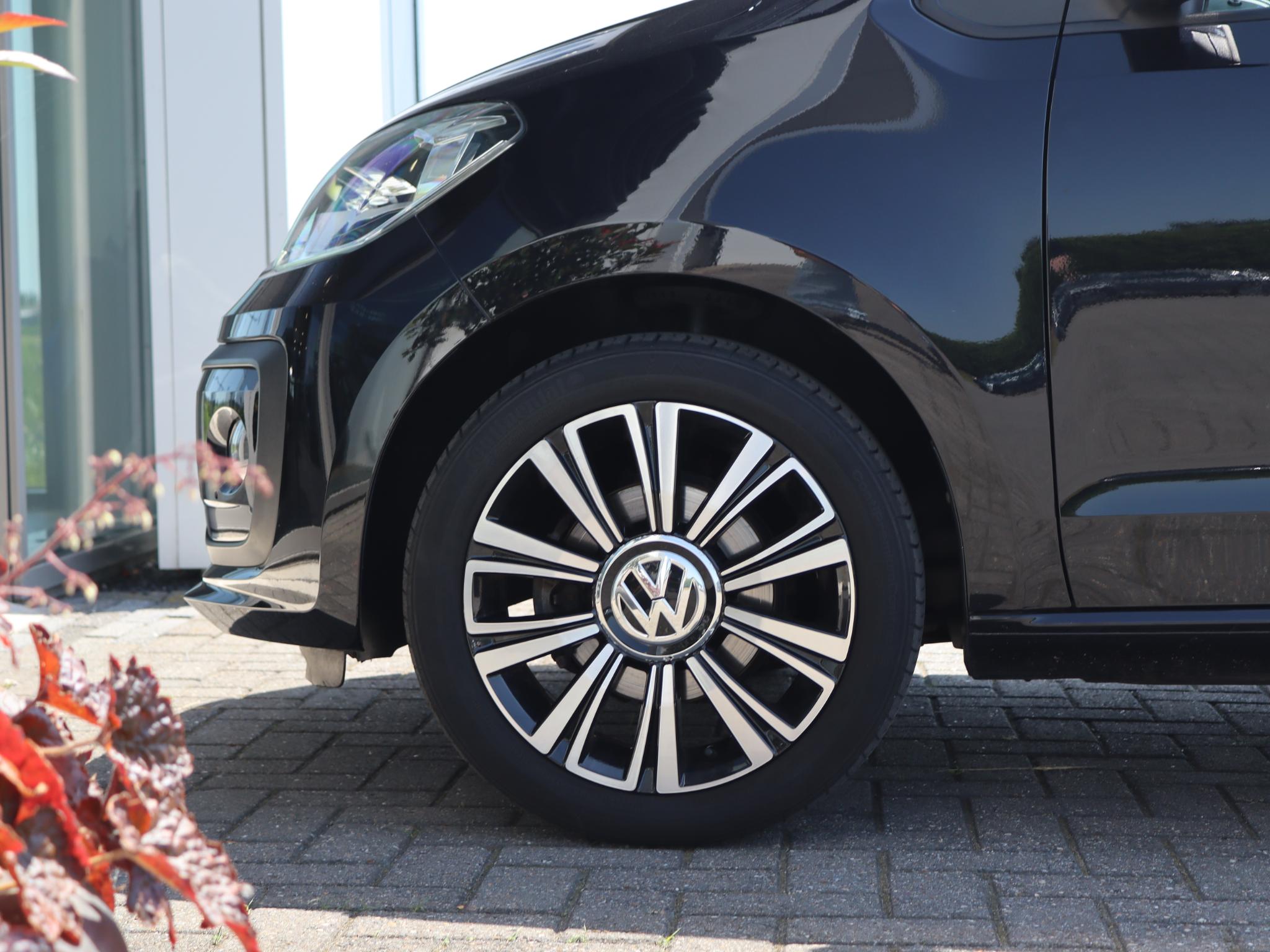 Volkswagen up! 1.0 60 PK BMT high up! - Afbeelding 2