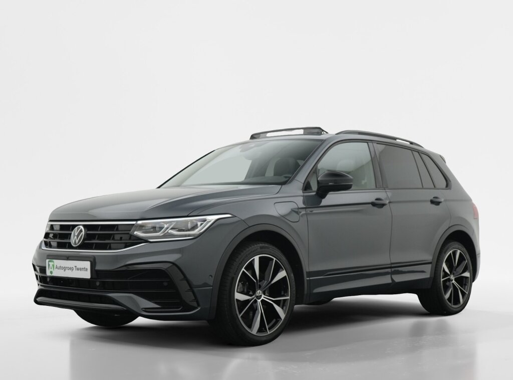 Volkswagen Tiguan 1.4 TSI PHEV R-Line | Panoramadak | Matrix LED | Stoelverwarming