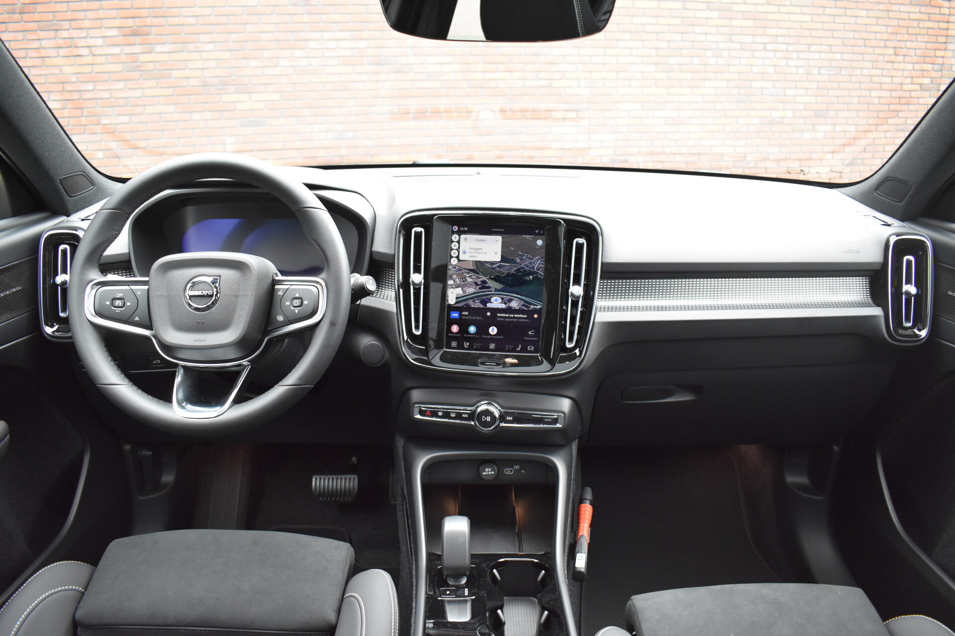 Volvo EX40 Extended Range 252PK Ultra Europa 82 kWh - Afbeelding 4